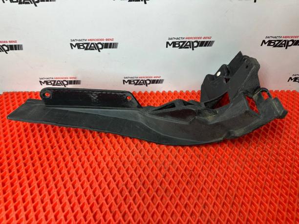 Кронштейн заднего бампера правый Mercedes W238 a2388803600