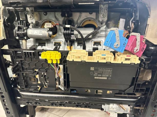Сиденья передние Mercedes W222 a2229106628