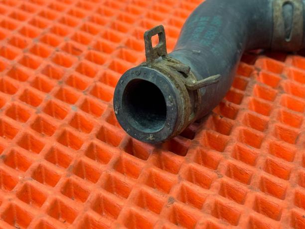 Патрубок отопителя Mercedes W251 a2515061035