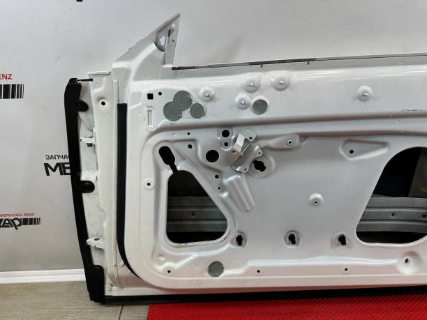 Дверь левая Mercedes C238 a2387209707