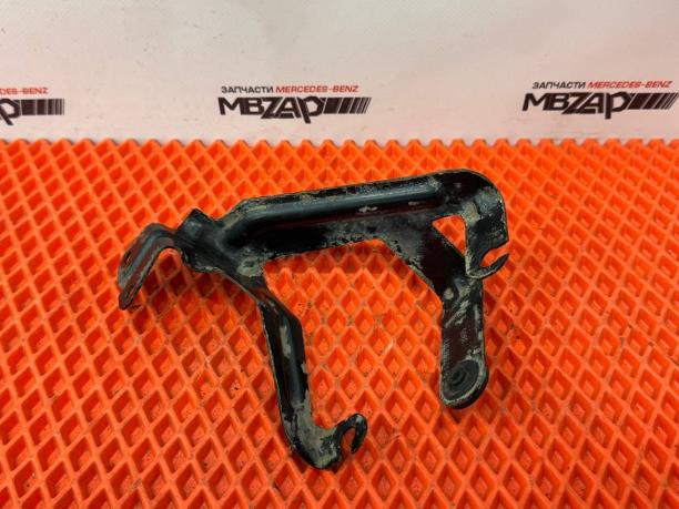 Кронштейн клапана печки Mercedes W221 a2218350014