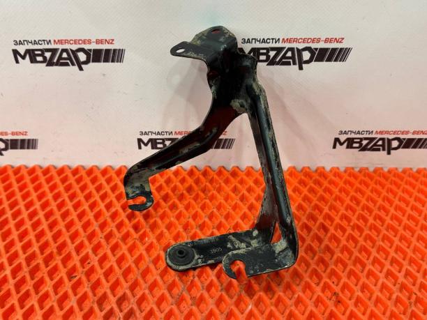 Кронштейн клапана печки Mercedes W221 a2218350014