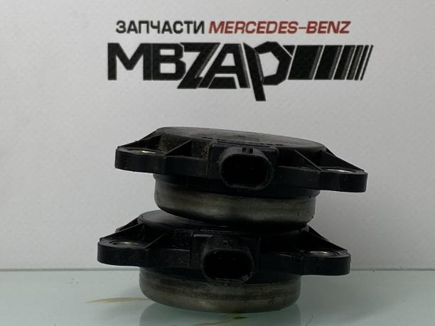 Датчик распредвала m276 m278 Mercedes w222 a2761560490