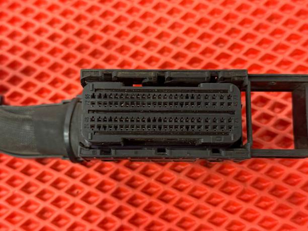 Фишка блока двигателя m278 Mercedes W222 a0265459126