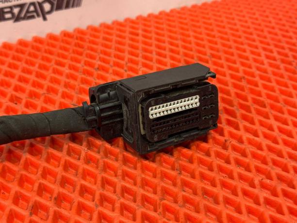 Фишка блока двигателя m278 Mercedes W222 a0015450930