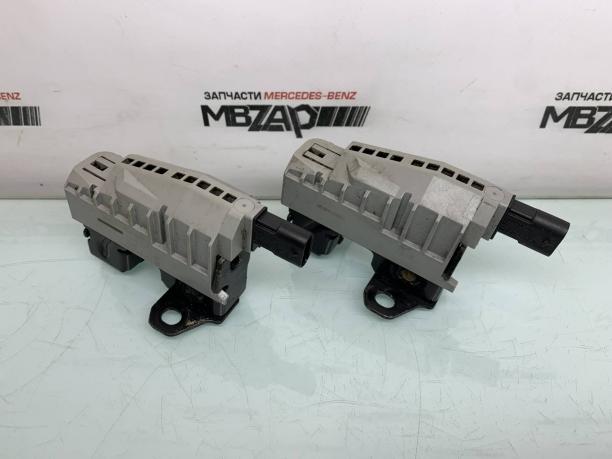 Замок капота Mercedes W212 E 212 a2128800160