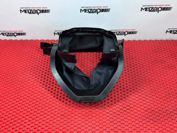 Кожух рулевой колонки Mercedes W292 a1666800707