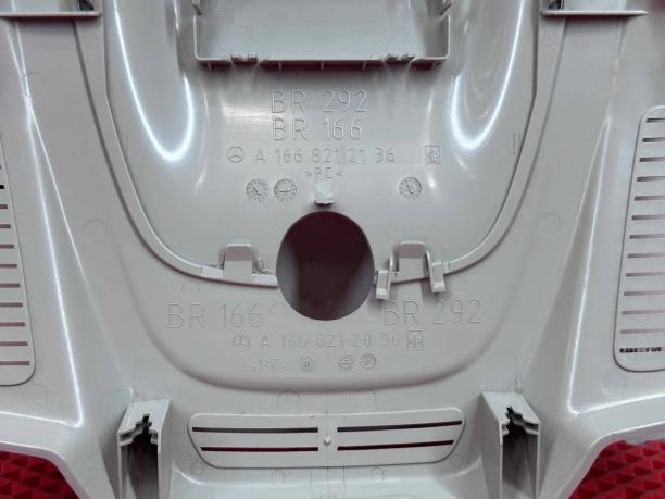 Накладка датчика дождя Mercedes W292 a1668212036