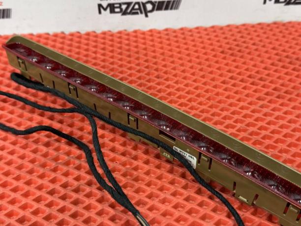 Дополнительный фонарь Mercedes W221 a2218200056