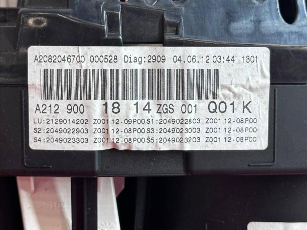 Панель приборов Mercedes W212 a2129001814