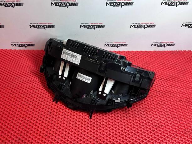 Панель приборов Mercedes W212 a2129001814