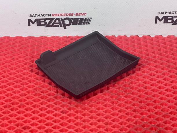 Коврик вещевого отсека Mercedes W212 a2126890196