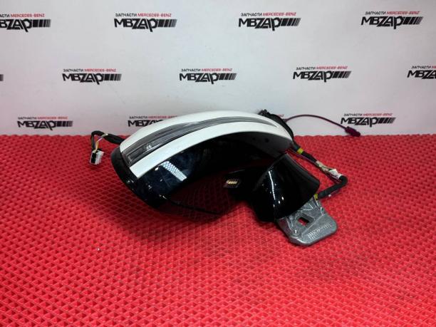 Зеркало правое Mercedes W238 a2388108300