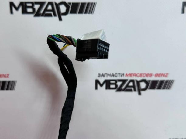 Зеркало правое Mercedes W238 a2388108300