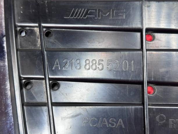 Насадка глушителя правая Mercedes W213 a2138855201