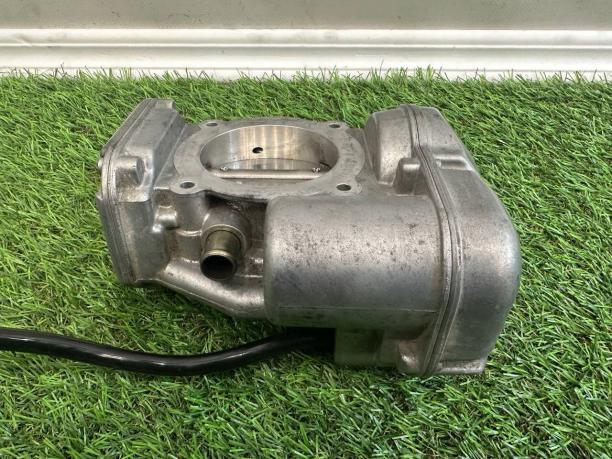 Дроссельная заслонка правая Mercedes W140 a0001413925