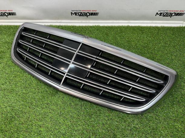 Решетка радиатора Mercedes w222 a2228801702