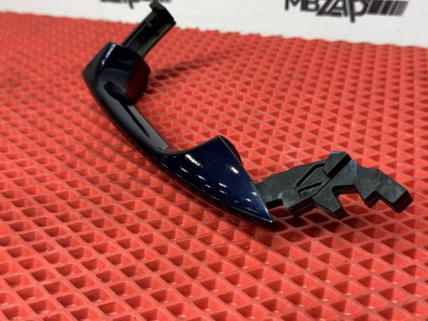 Ручка двери левая Mercedes W204 a2047600170