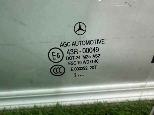 Стекло левое Mercedes w240 a2047251710