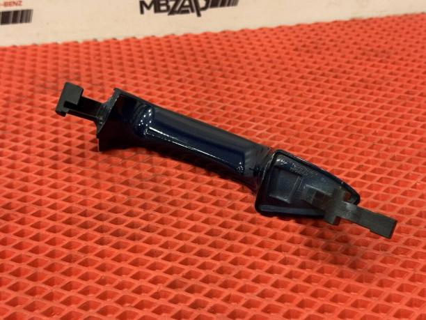 Ручка двери правая Mercedes W204 a2047600270