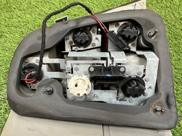 Фонарь задний правый Mercedes W164  a1649061200