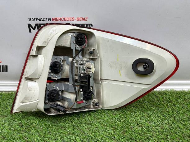 Фонарь задний левый Mercedes W164  a1649061100