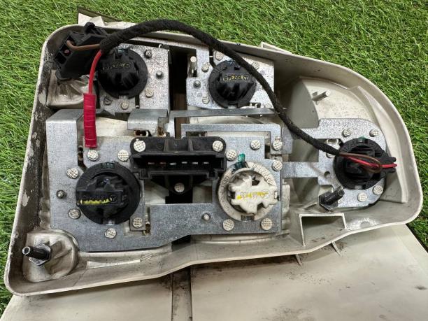 Фонарь задний левый Mercedes W164  a1649061100