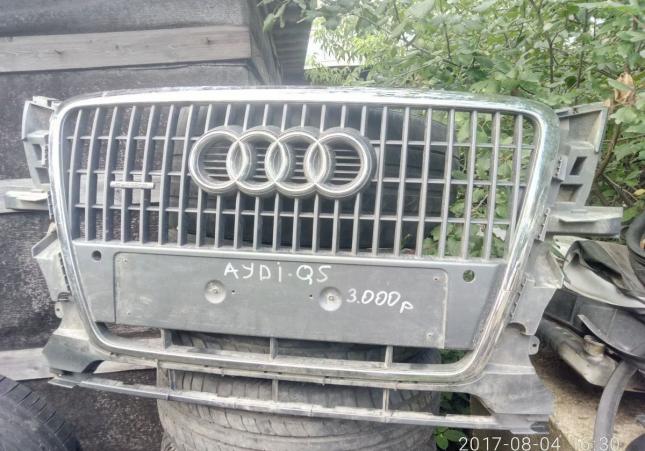 Решётка радиатора Ауди Audi Q5 