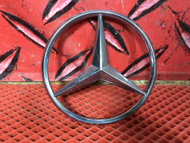 Эмблема Mercedes GLC X253 A0008172116
