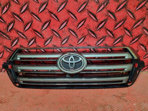 Решетка радиатора Toyota Land Cruiser 200 2015-23 5310160D70
