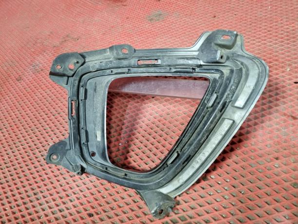 Накладка ПТФ правая Kia Sorento 3 2014-2017 86526C5040