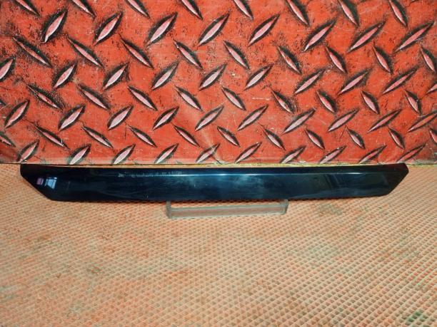 Накладка крышки багажника Toyota RAV 4 A40 15-18 768120R900