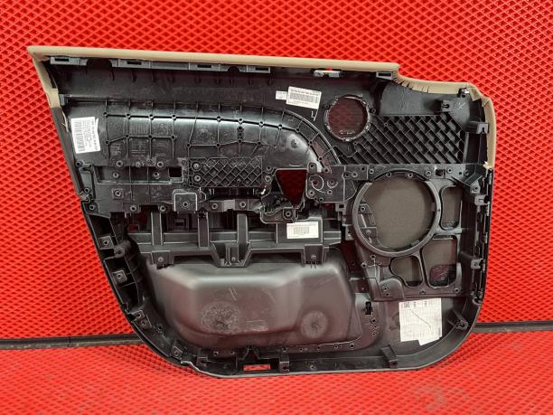 Обшивка двери передней правой Range Rover Sport 2 L494 LR105244