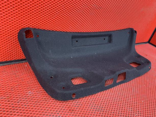 Обшивка крышки багажника Volvo S90 2 39835501