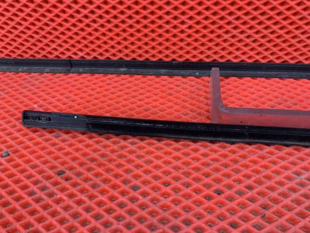 Бархотка задняя левая Chery Arrizo 8 554000720AA