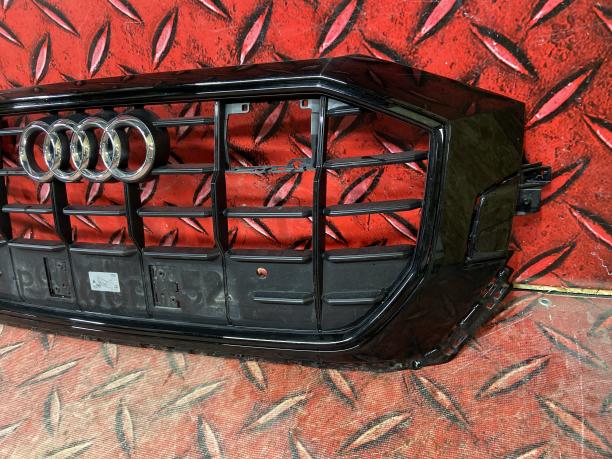 Решетка радиатора Audi Q8 2018-н.в 4M8853651E3FZ