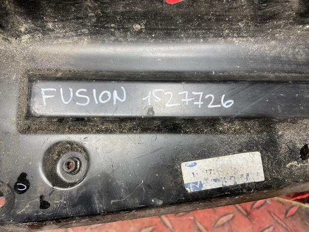 Усилитель водостока задний правый Ford Fusion  1527726
