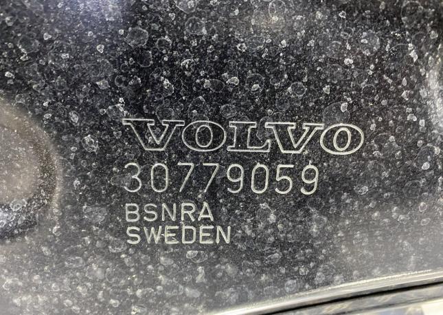 Капот Volvo S60 2 30779059