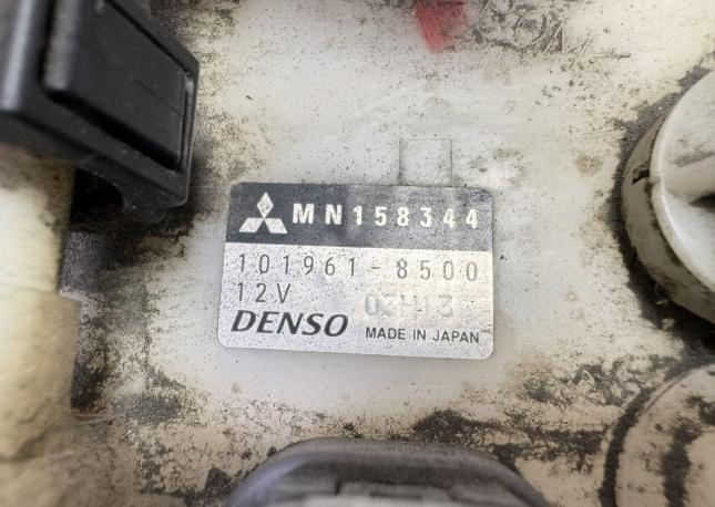 Бензонасос Mitsubishi Grandis NA4W MN158344