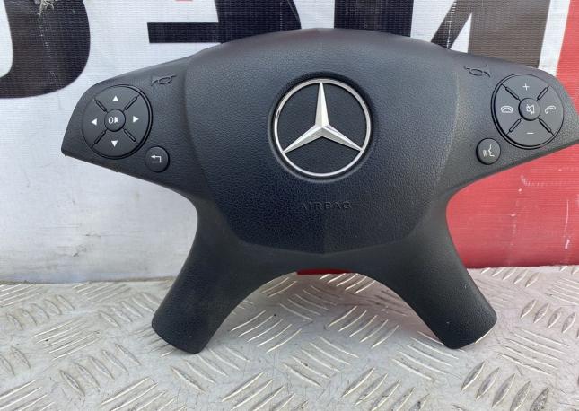 Подушка безопасности в руль Mercedes W204 