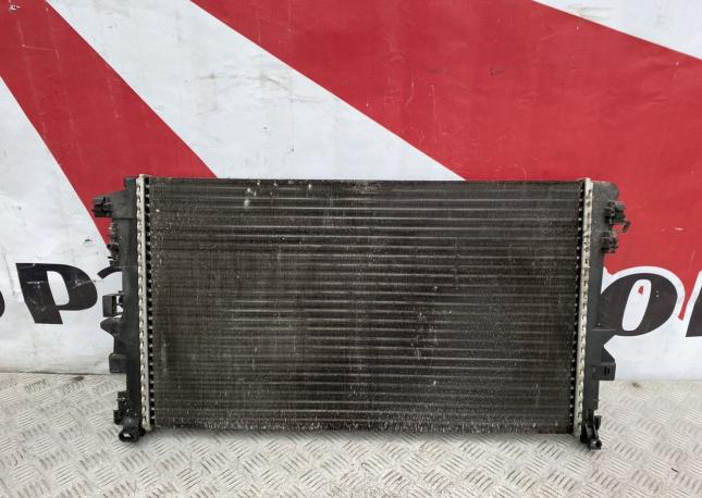 Радиатор охлаждения Mercedes Vito Viano 639 3.2 