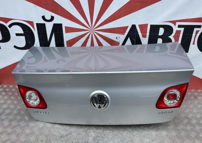 Крышка банажника в сборе Volkswagen Passat B6 