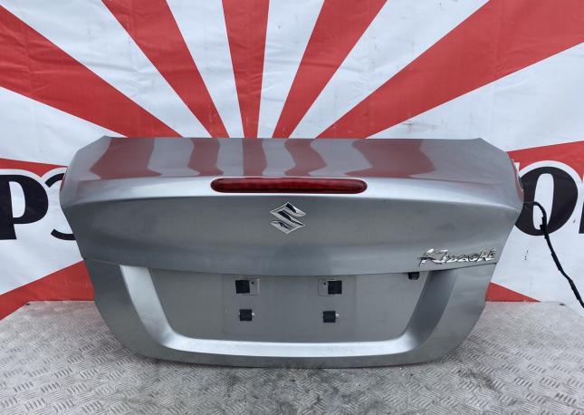 Крышка багажника Suzuki Kizashi 