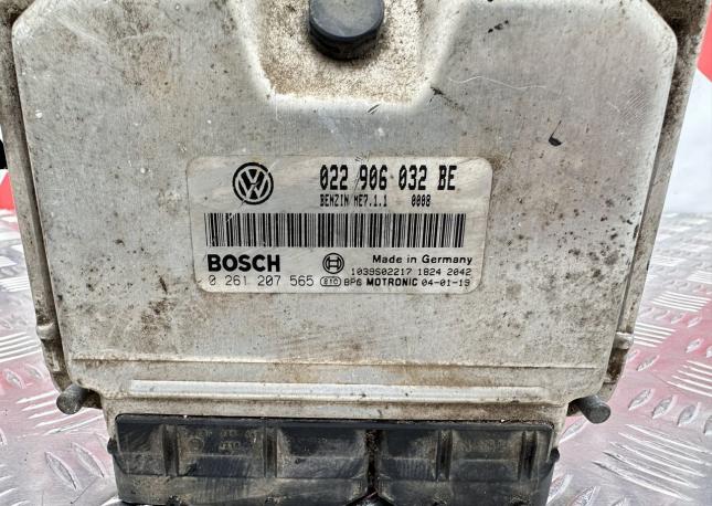 Блок управления эбу Volkswagen Tuareg 7L 3.2 022906032BE