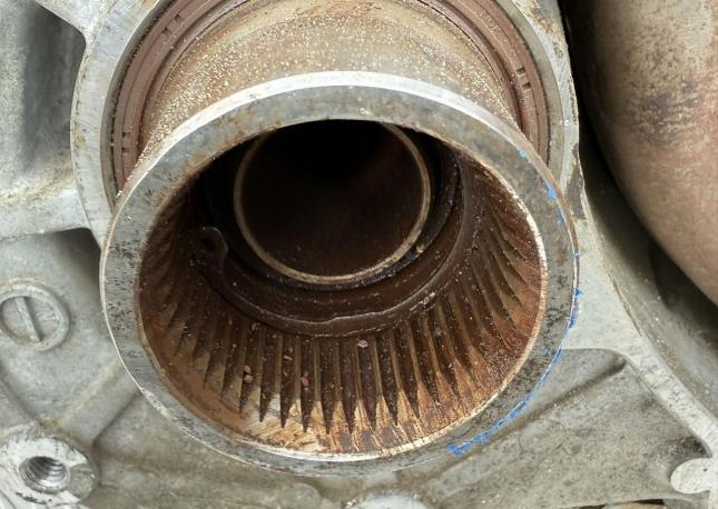АКПП Volvo XC90 XC70 2.5 Turbo 8675901