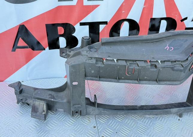 Крепление бампера Citroen Ds4 2011 C4 B7 9673046277