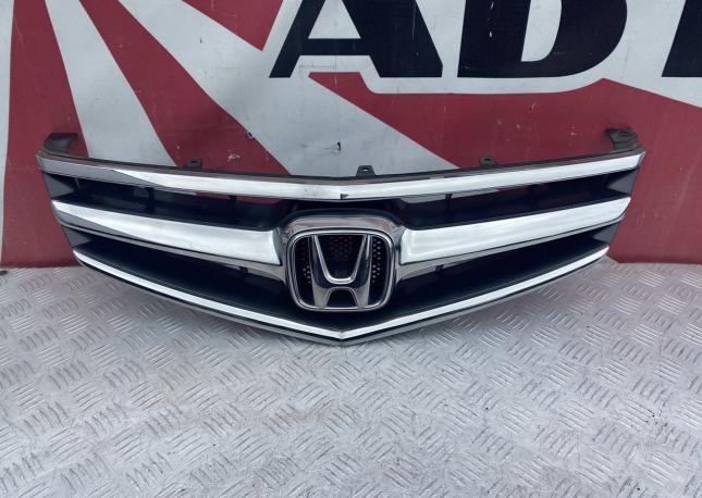 Решетка радиатора Honda Accord 7 рест 
