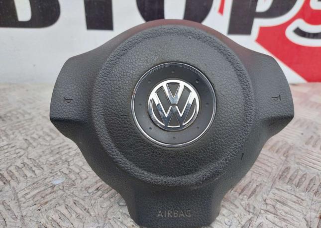 Подушка безопасности в руль Volkswagen Golf 6 5K0880201J