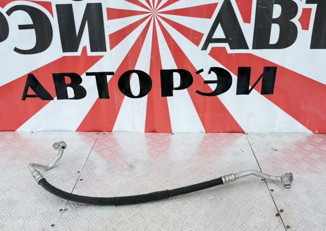 Трубка кондиционера Volkswagen Tiguan 2.0T 5N0820721F