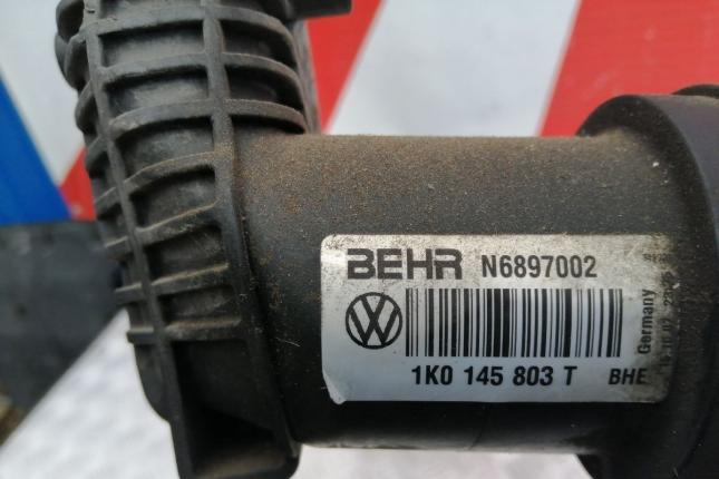 Радиатор интеркулера Volkswagen Touran 1K0145803T